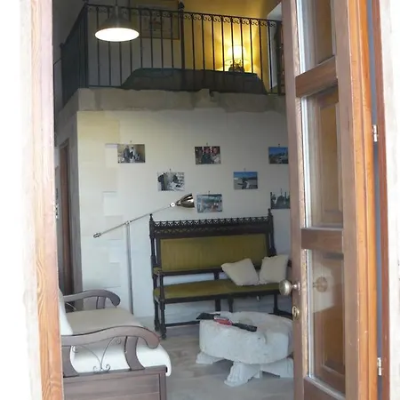 Ape Hybla Casa de Campo